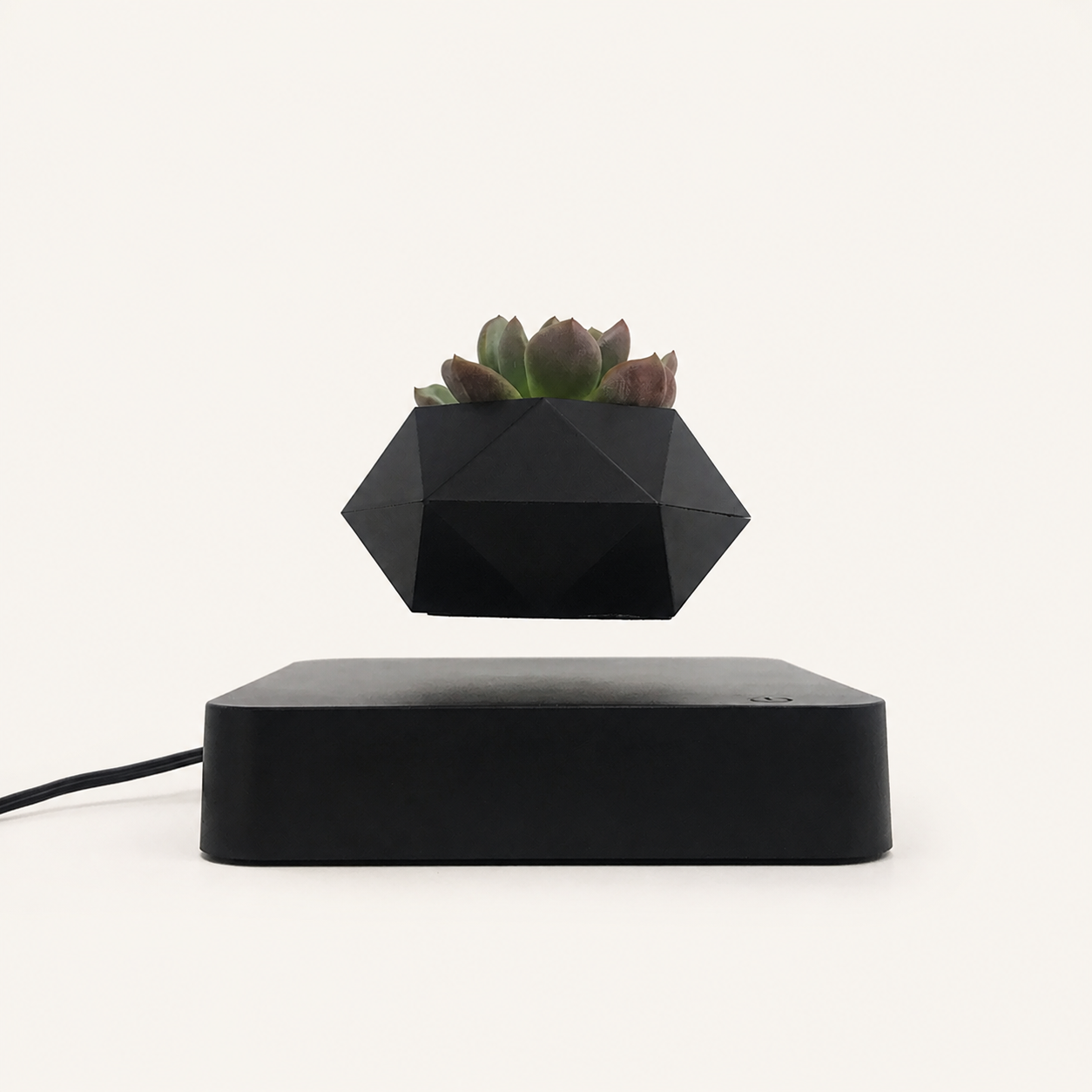 Hoverstone GW4 Faceted Planter